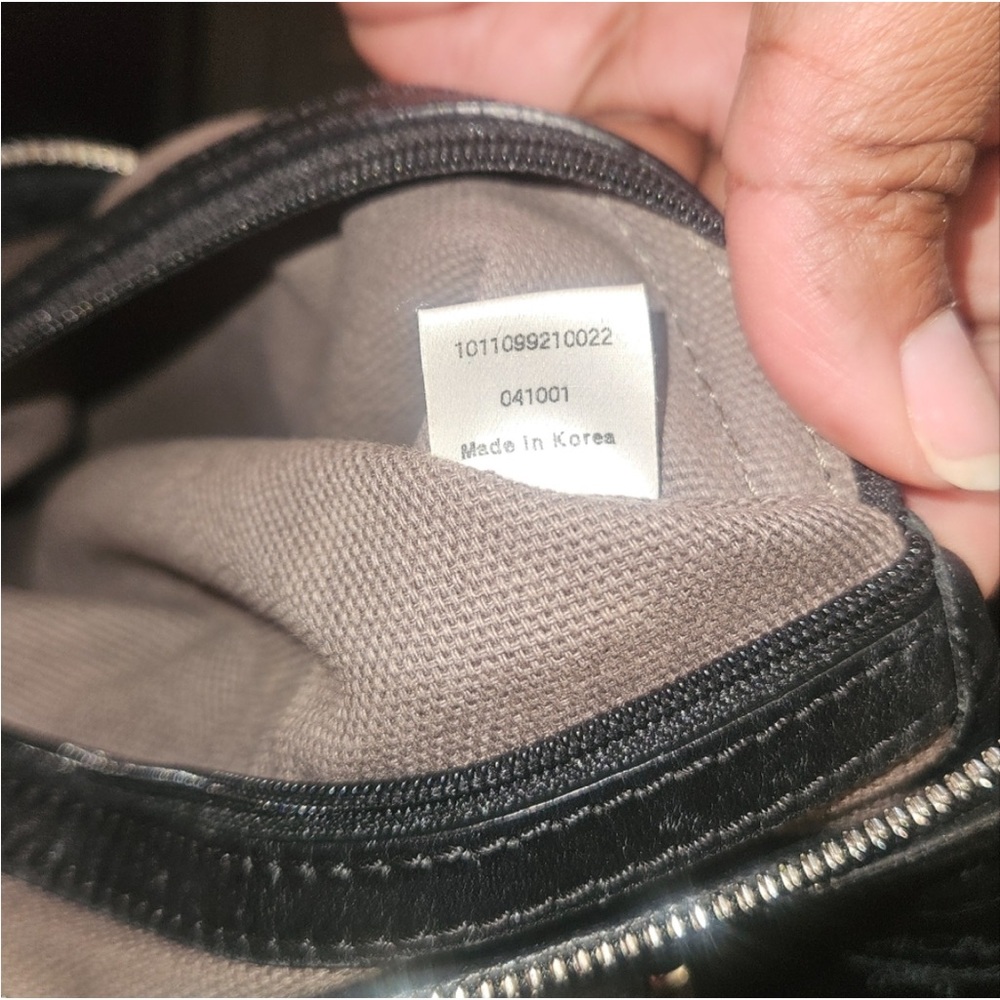MCM Black Leather Boston Bag with Blue and Pink stripes - Picture 5 of 11